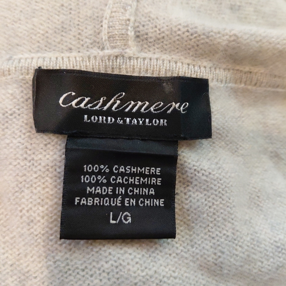 Lord & Taylor 100% Cashmere Sweater in Cream Long Sleeve - Picture 5 of 10
